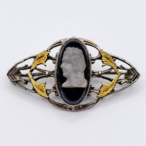 Vintage Small Cameo Lady Brooch